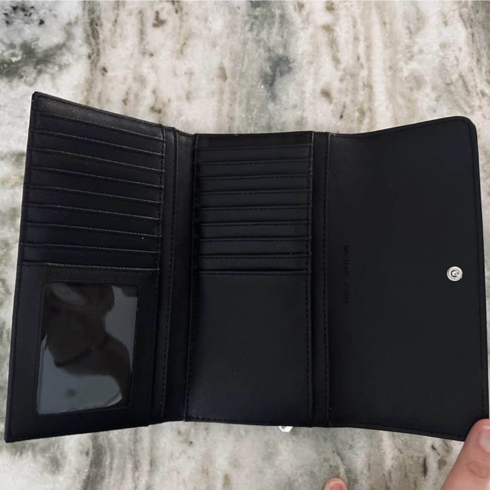 Michael Kors - Purse & Wallet set - Picture 8 of 10